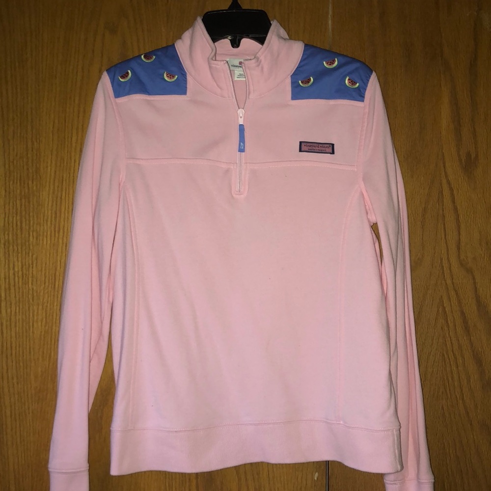Light pink vineyard vines sweatshirt